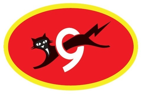 9 With Device Of Cat Device mark 3709562 Trademark