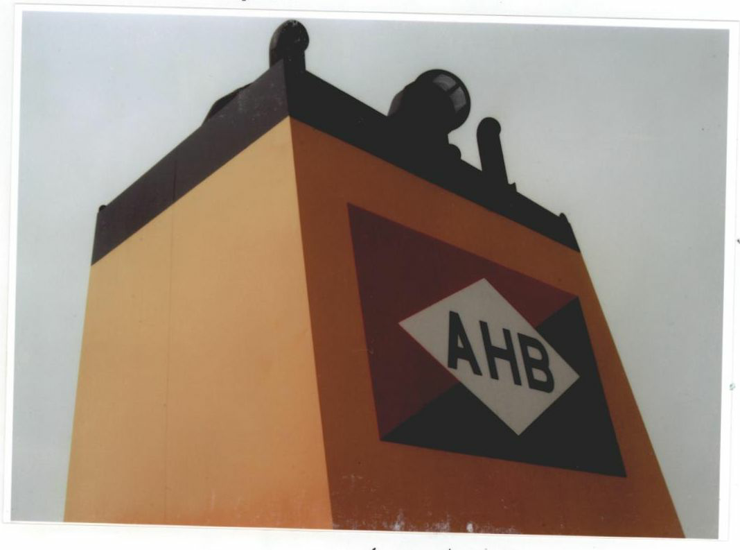 A H B (label) Device mark 1382663 Trademark