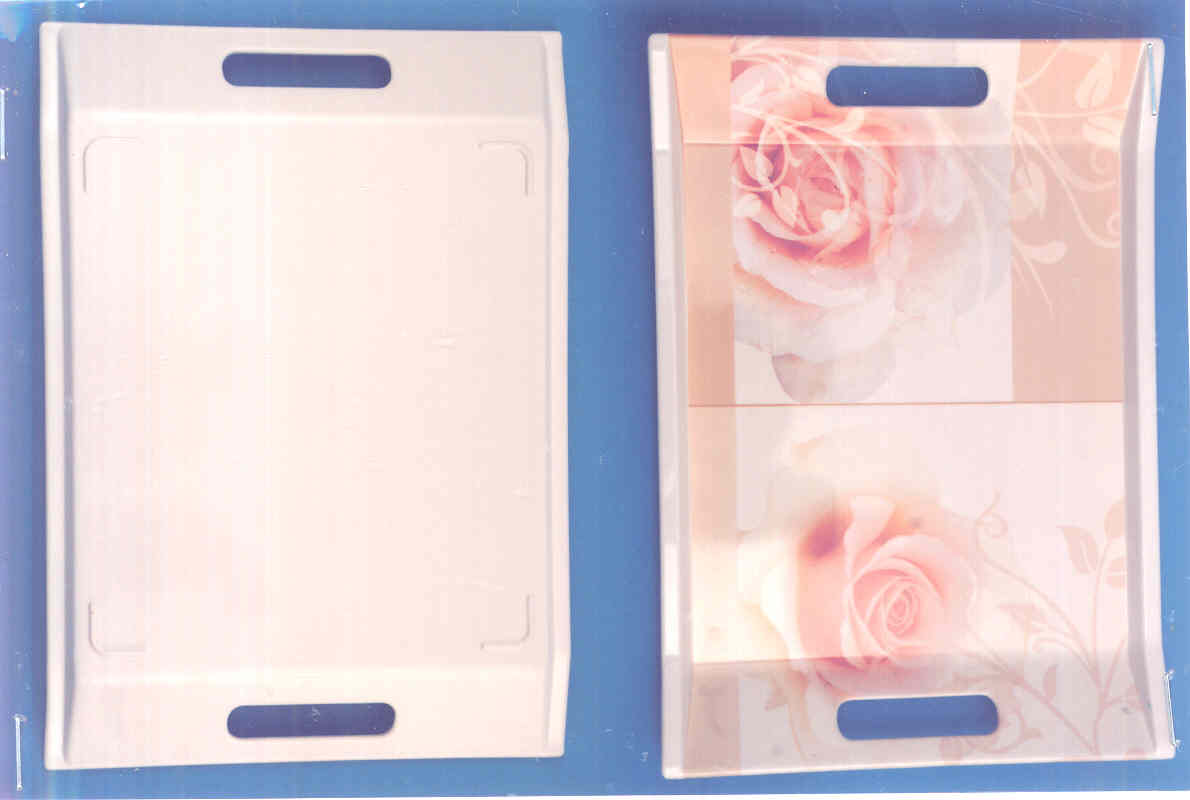 Cream Rose Tray (label) Device mark 1717142 Trademark