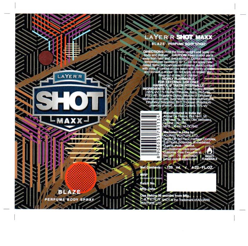 Layer'r Shot Maxx Blaze Perfume Body Spray Device mark 3895942 Trademark